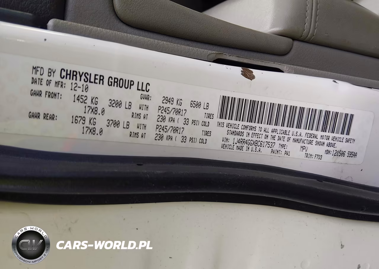 2011 Jeep Grand Cherokee Laredo VIN:1J4RR4GGXBC617537 - 9