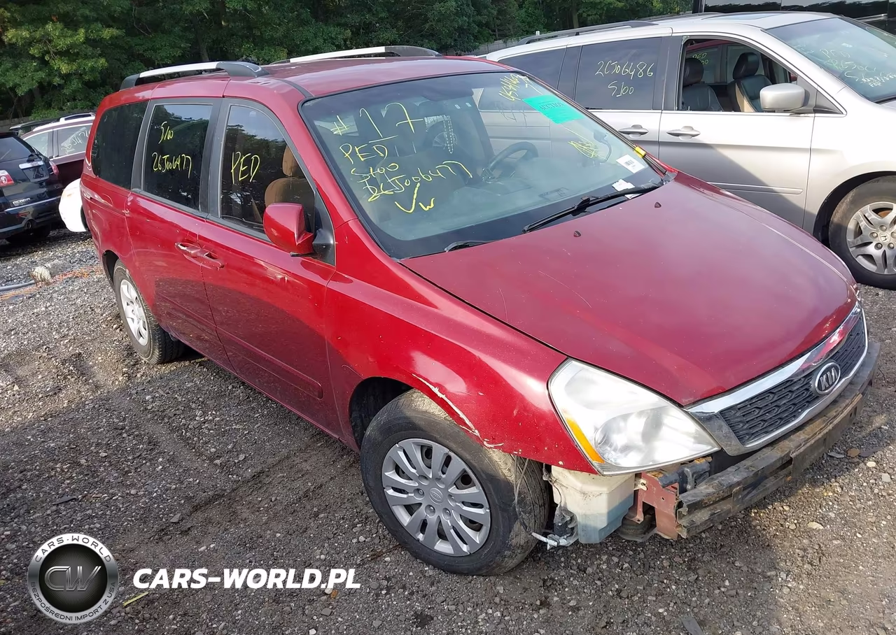 2010 Kia Sedona Lx