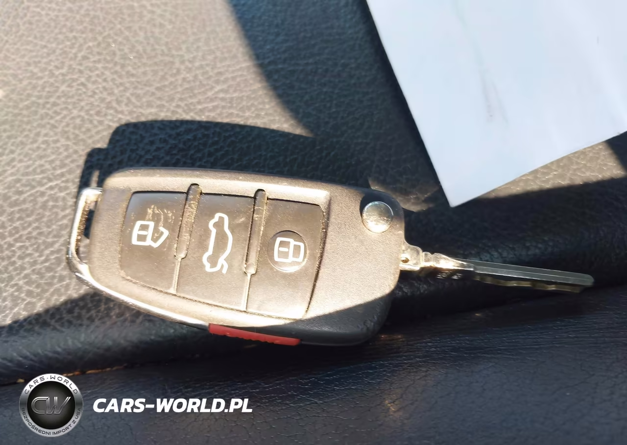 2015 Audi A3 2.0T Premium VIN:WAUBFGFF5F1047732 - 11