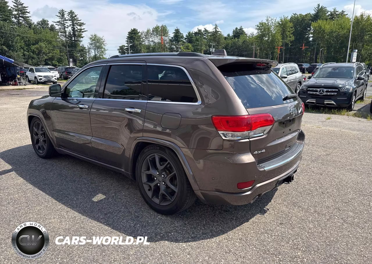 2017 Jeep Grand Cherokee Overland VIN:1C4RJFCG4HC778490 - 3