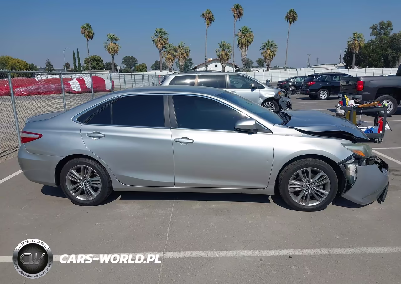 2015 Toyota Camry Se VIN:4T1BF1FKXFU034501 - 14