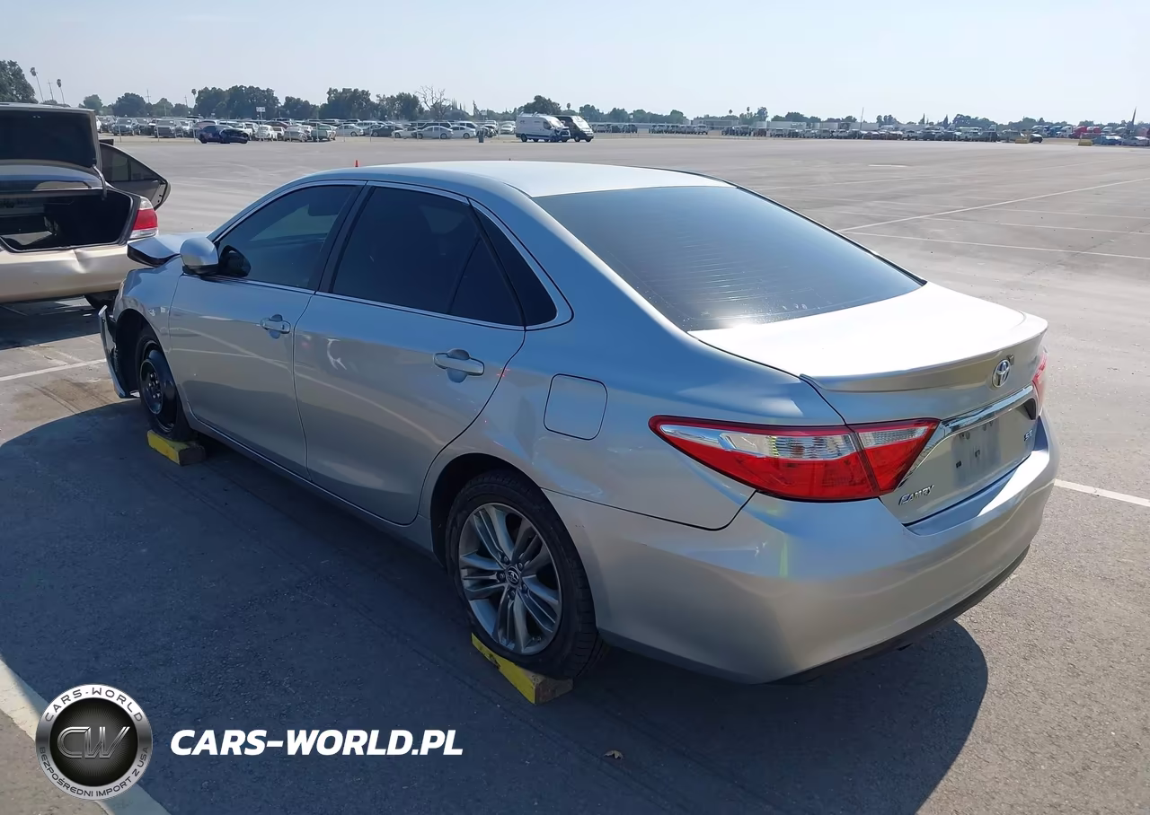 2015 Toyota Camry Se VIN:4T1BF1FKXFU034501 - 3