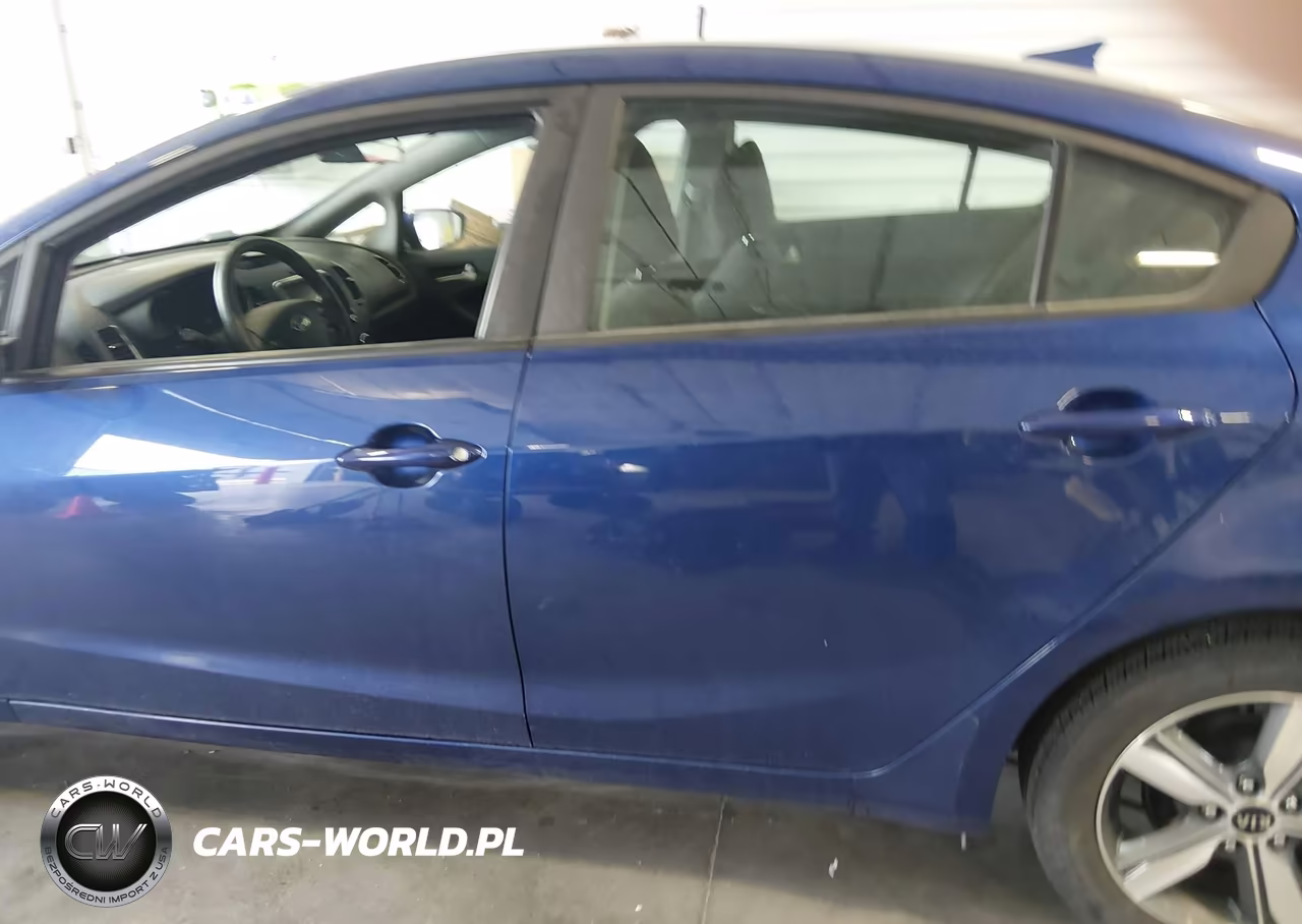2018 Kia Forte Lx VIN:3KPFL4A78JE196802 - 15