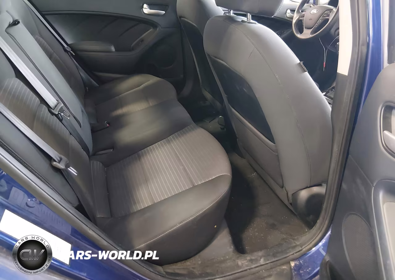 2018 Kia Forte Lx VIN:3KPFL4A78JE196802 - 8
