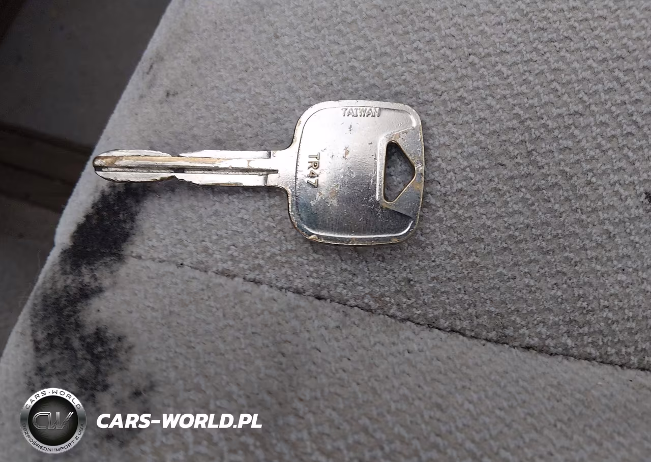 1995 Toyota Camry Le VIN:4T1SK12E1SU592307 - 11