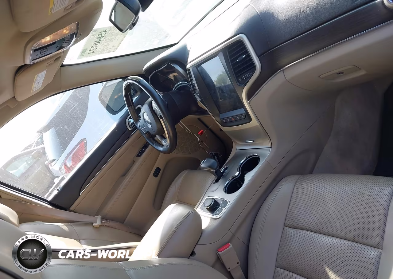 2015 Jeep Grand Cherokee Overland VIN:1C4RJFCG0FC100199 - 5