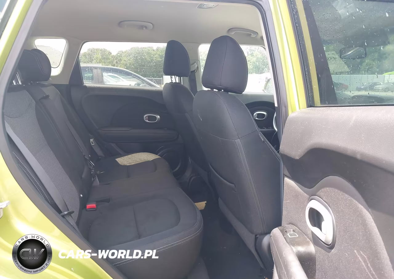 2017 Kia Soul + VIN:KNDJP3A5XH7883863 - 8
