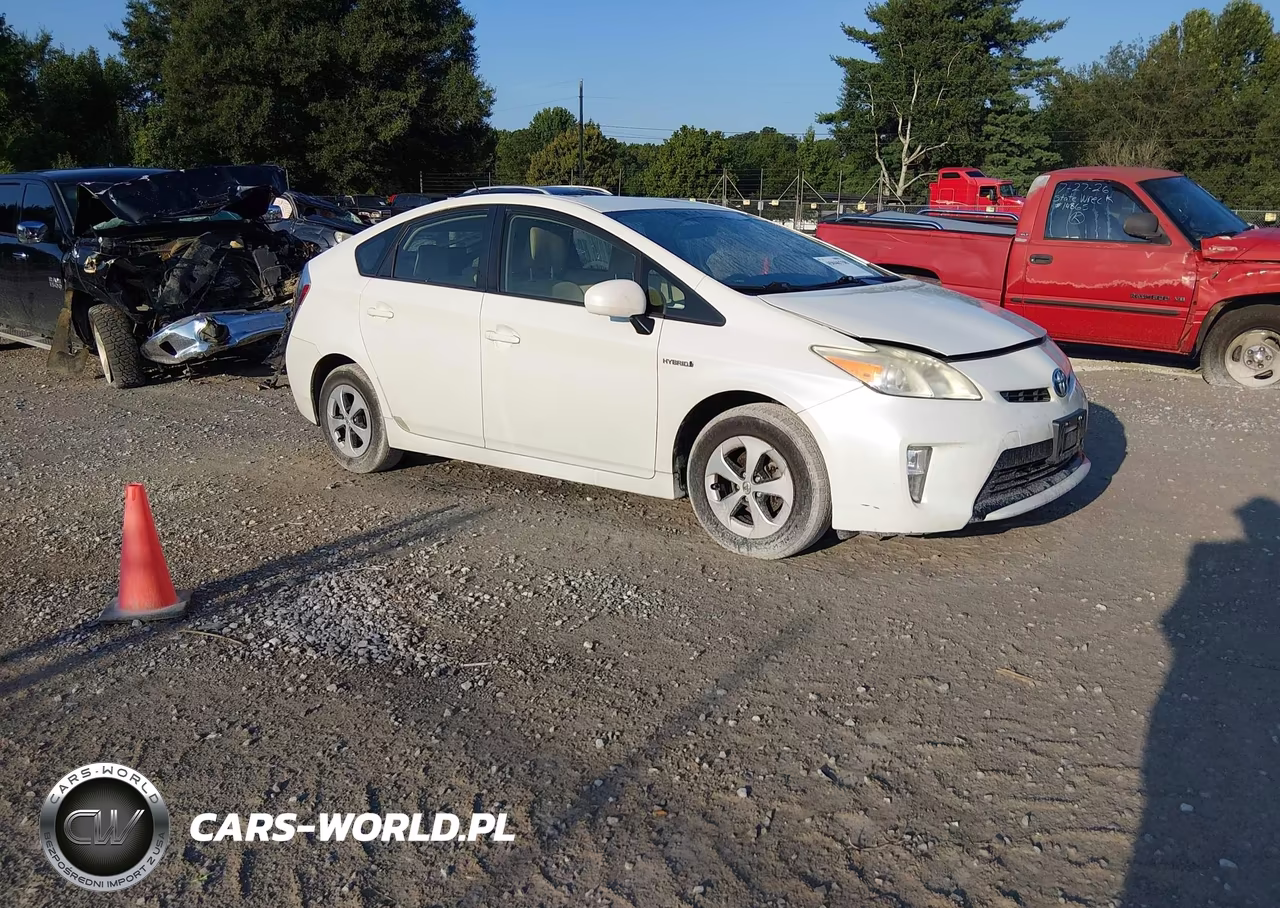 2014 Toyota Prius Two – zdjęcie 1 z 16