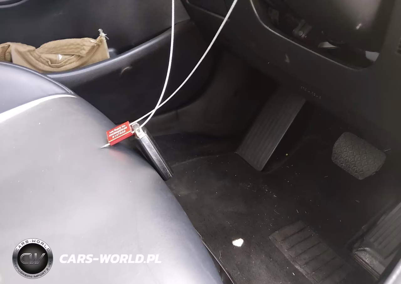 2019 Mazda Mazda3 Preferred Package VIN:JM1BPBMM4K1134150 - 11