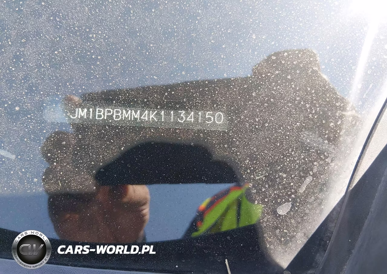 2019 Mazda Mazda3 Preferred Package VIN:JM1BPBMM4K1134150 - 9