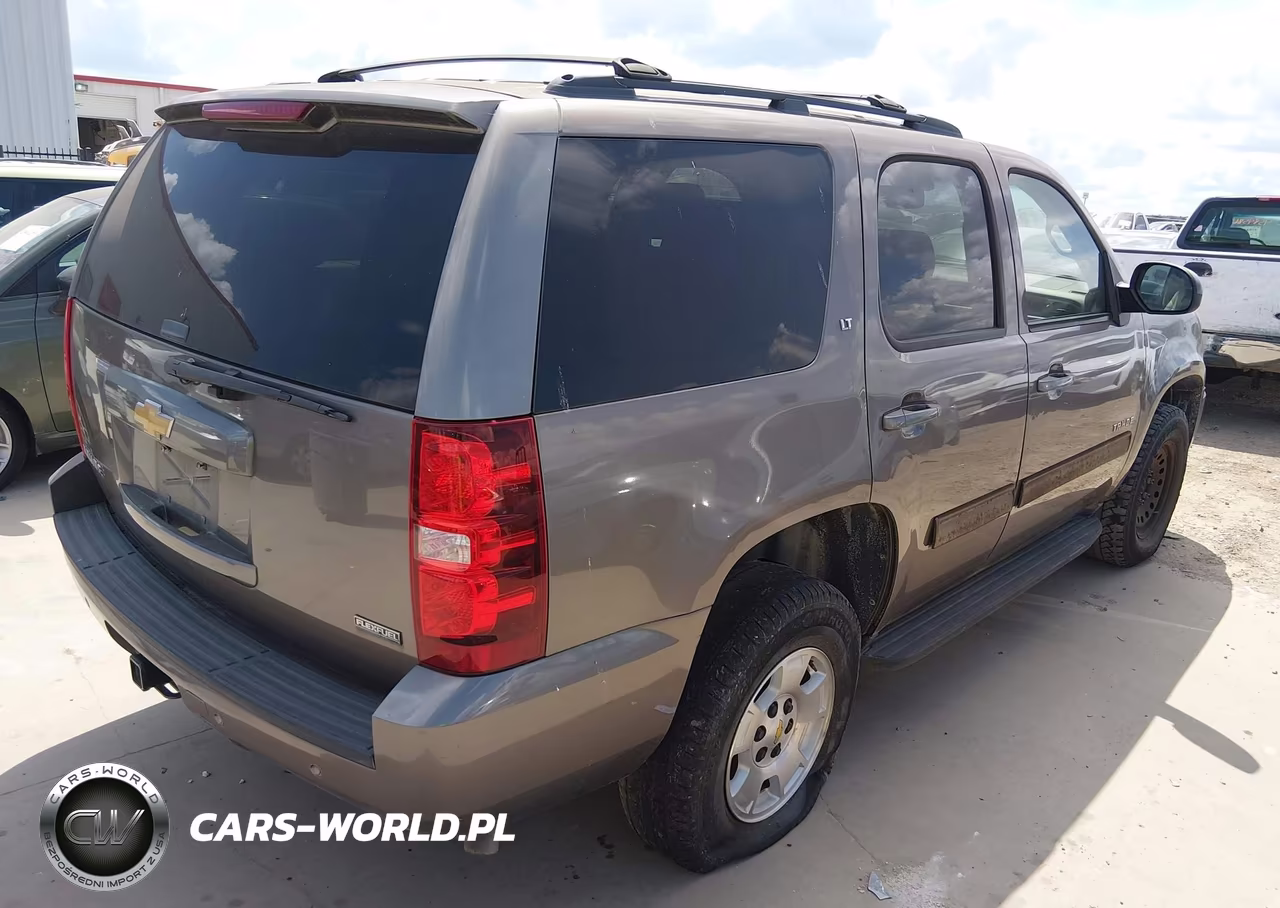2012 Chevrolet Tahoe Lt VIN:1GNSCBE0XCR231757 - 4