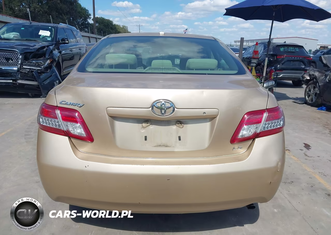2010 Toyota Camry Le VIN:4T1BF3EK0AU089156 - 15