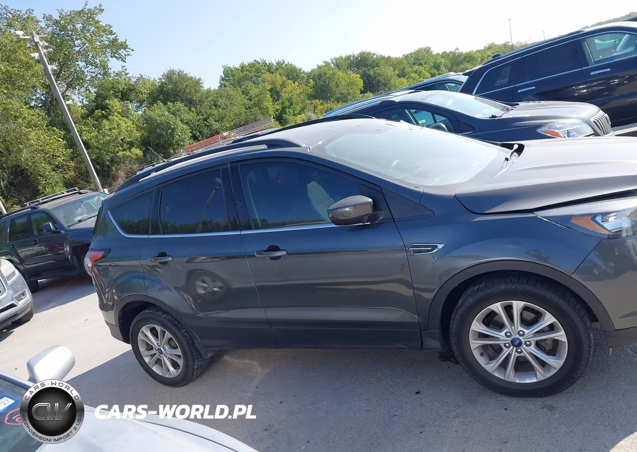 2018 Ford Escape Se VIN:1FMCU0GDXJUD58884 - 13