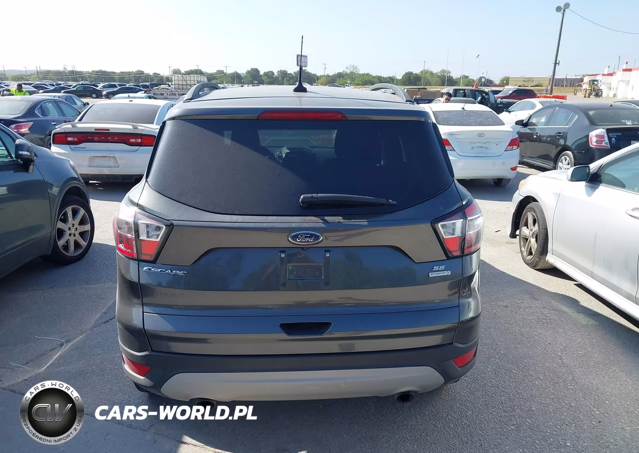 2018 Ford Escape Se VIN:1FMCU0GDXJUD58884 - 16