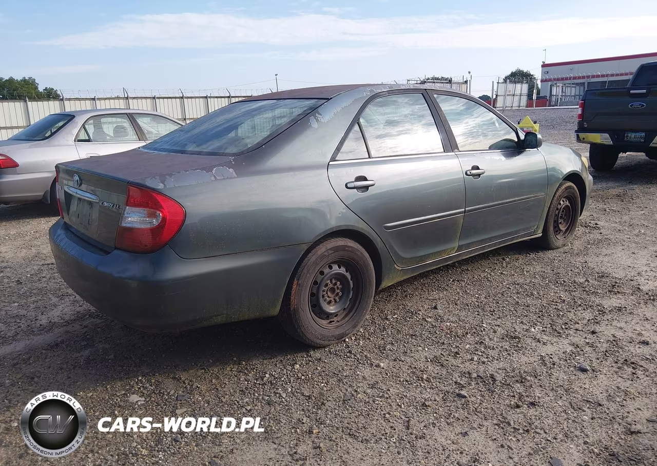 2003 Toyota Camry Le VIN:4T1BE32K13U706719 - 4