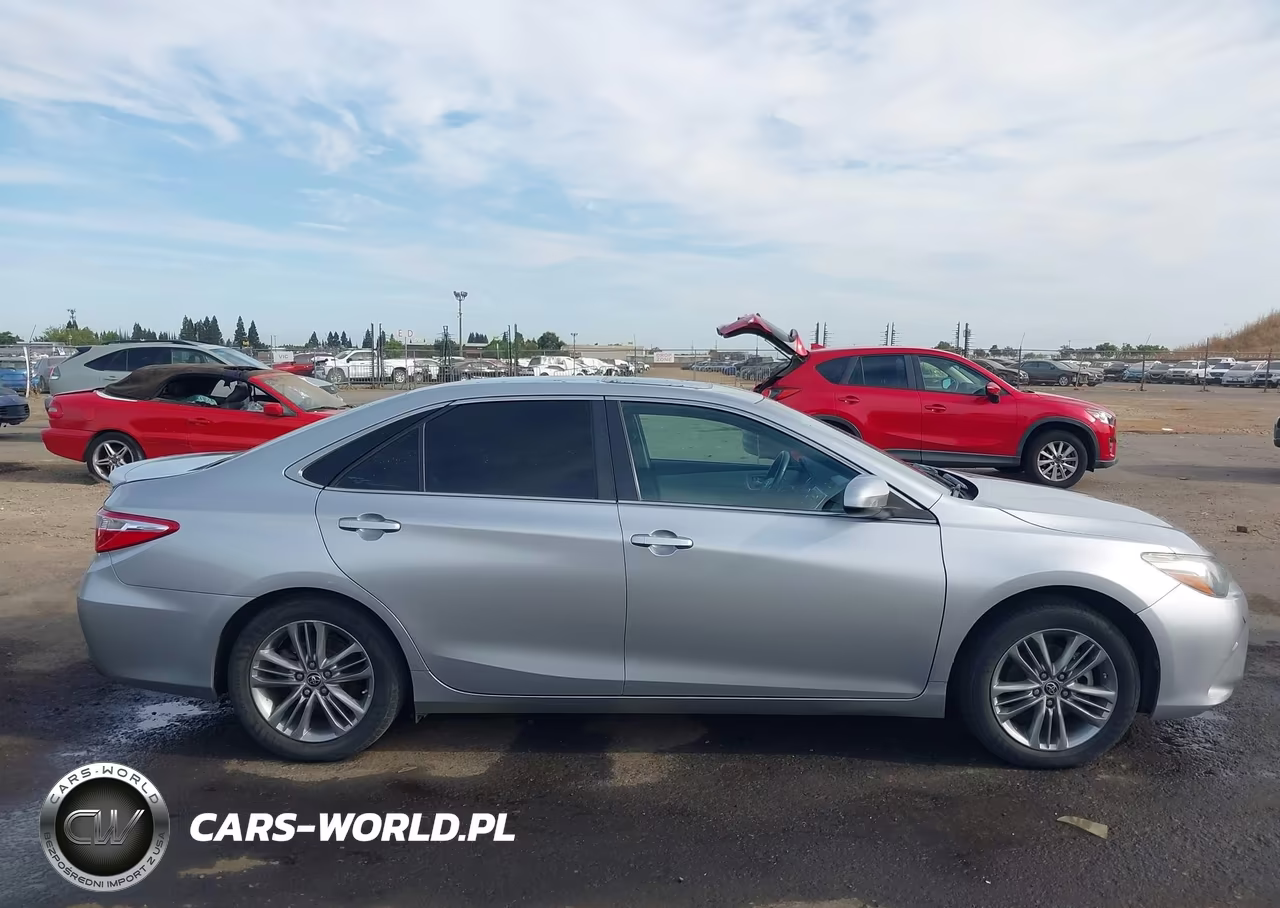 2015 Toyota Camry Se VIN:4T1BF1FK4FU094189 - 13