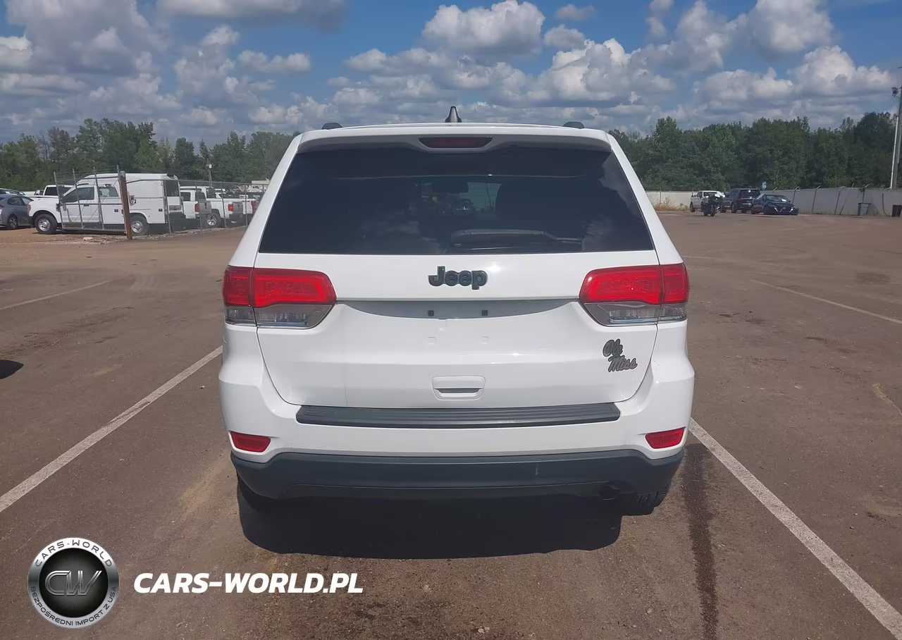 2014 Jeep Grand Cherokee Laredo VIN:1C4RJEAG7EC322234 - 16