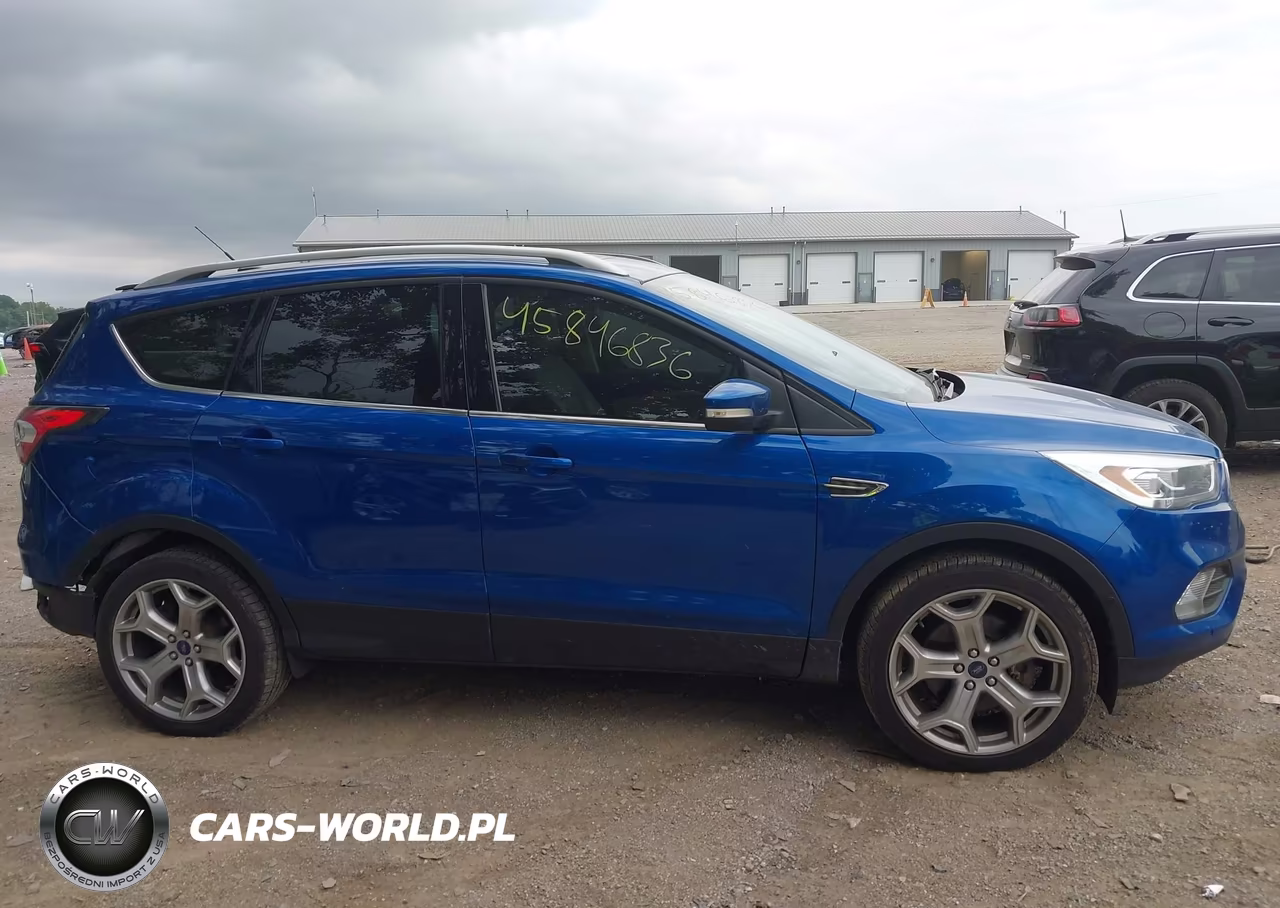 2017 Ford Escape Titanium VIN:1FMCU9J93HUA49468 - 13