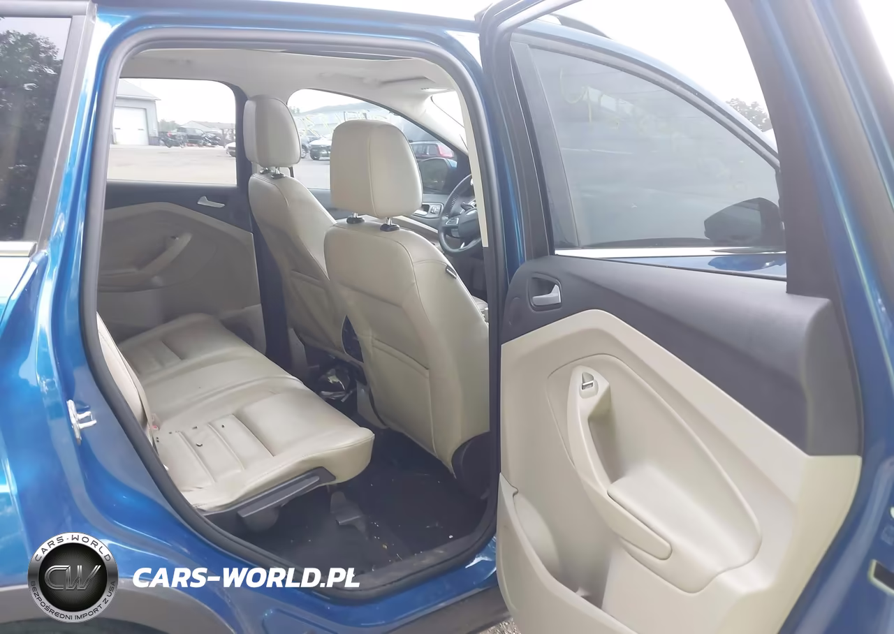 2017 Ford Escape Titanium VIN:1FMCU9J93HUA49468 - 8