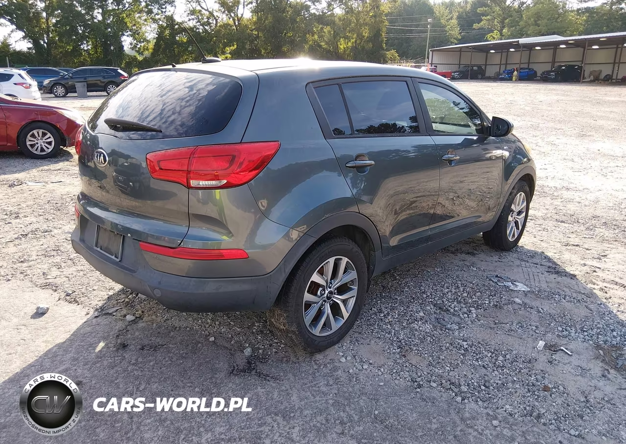 2015 Kia Sportage Lx VIN:KNDPBCACXF7722806 - 4