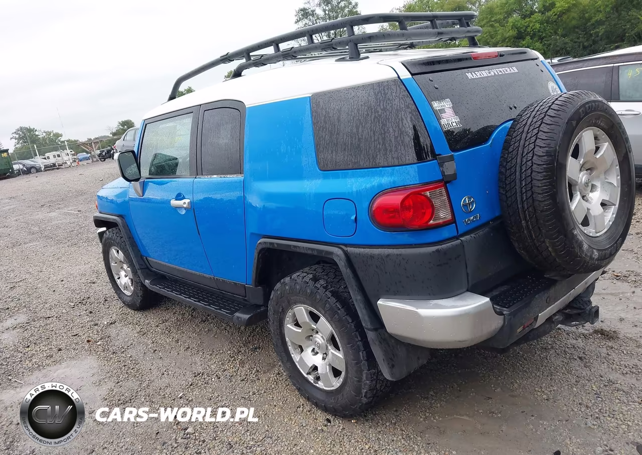 2007 Toyota Fj Cruiser VIN:JTEBU11F170007857 - 3