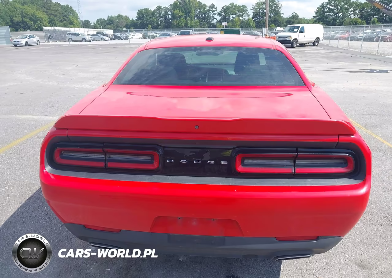 2018 Dodge Challenger Sxt VIN:2C3CDZAG7JH152974 - 16