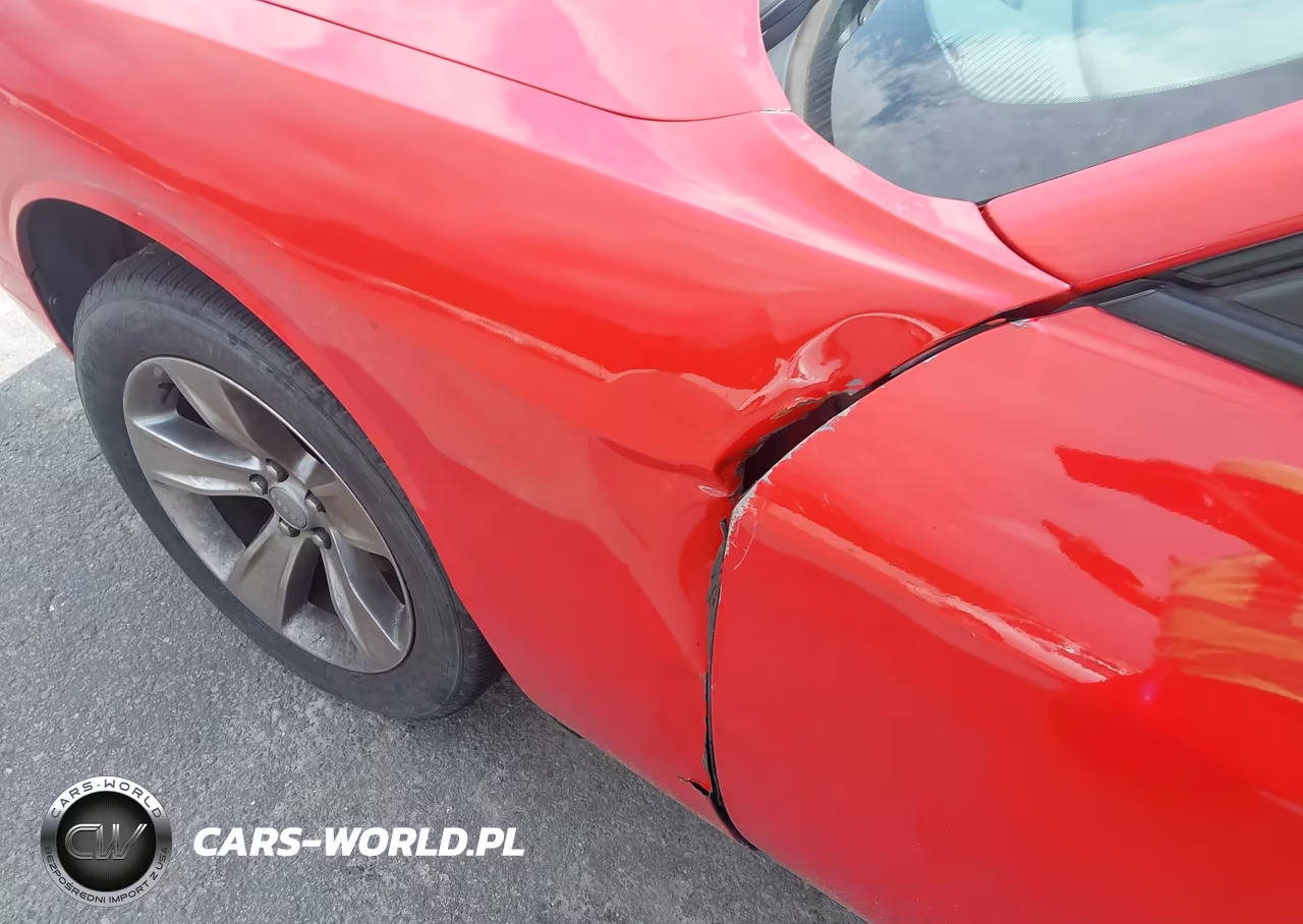 2018 Dodge Challenger Sxt VIN:2C3CDZAG7JH152974 - 6