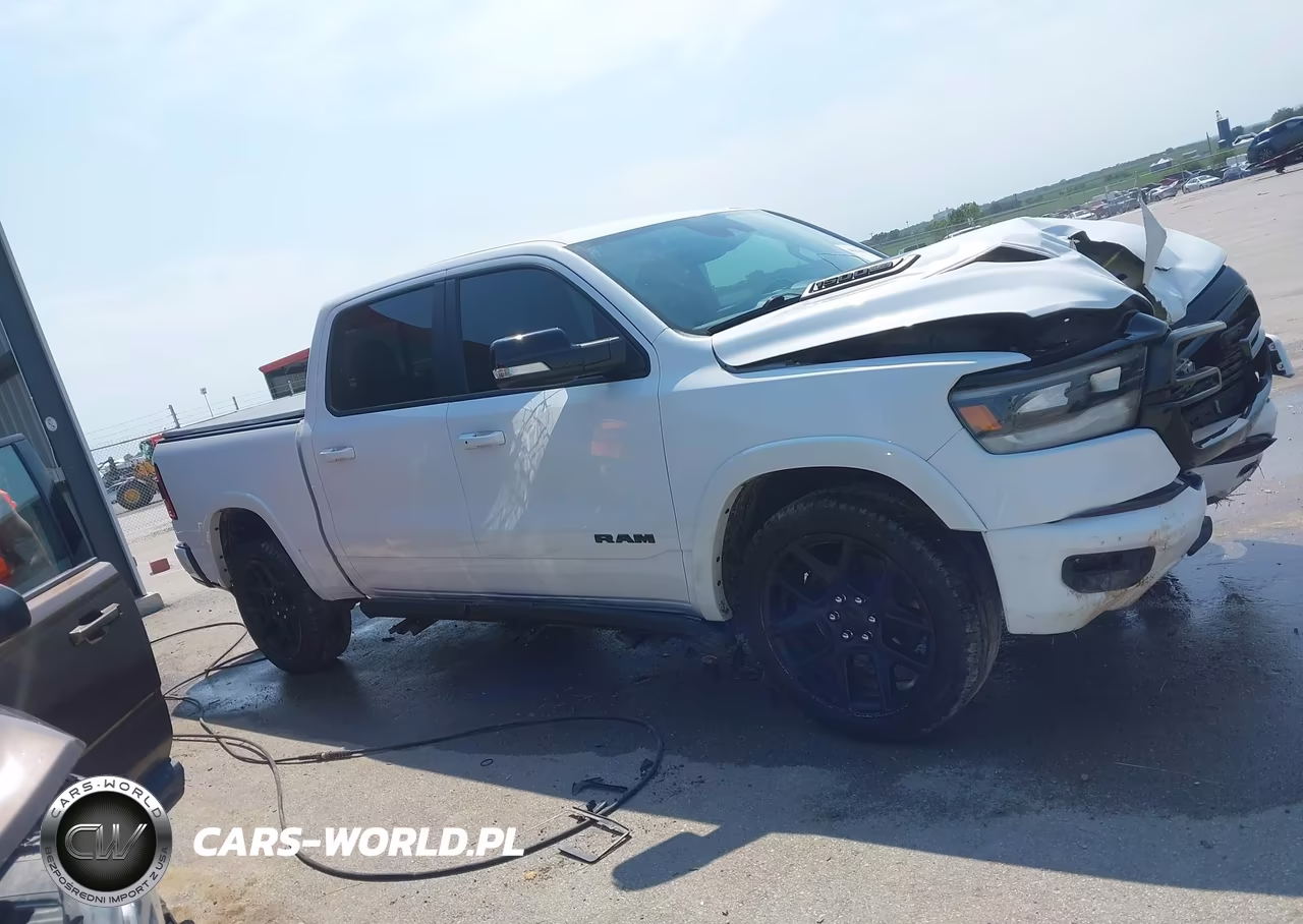 2022 Ram 1500 VIN:1C6SRFJT7NN192710 - 13
