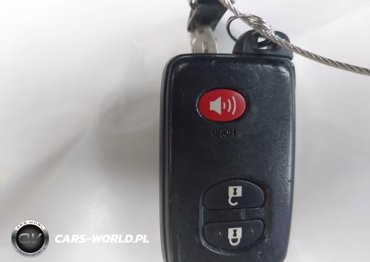2014 Toyota Prius Two VIN:JTDKN3DU5E0373907 - 11