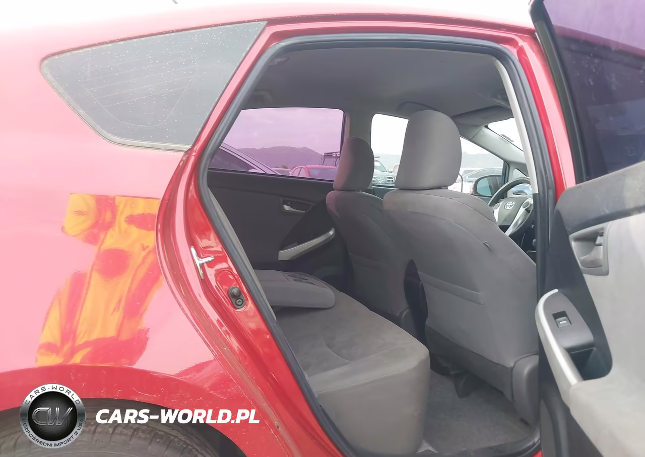 2014 Toyota Prius Two VIN:JTDKN3DU5E0373907 - 8