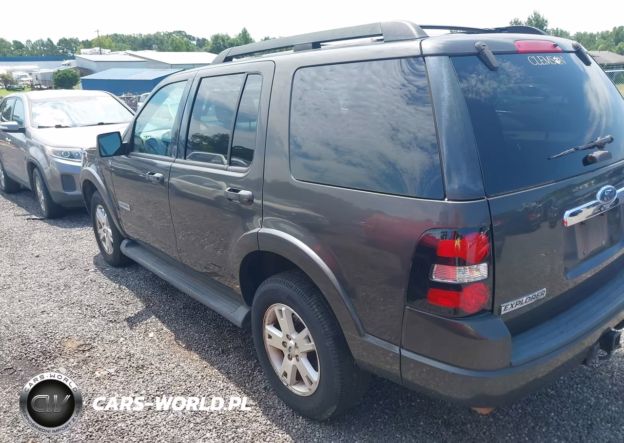 2007 Ford Explorer Xlt VIN:1FMEU63EX7UB19287 - 3