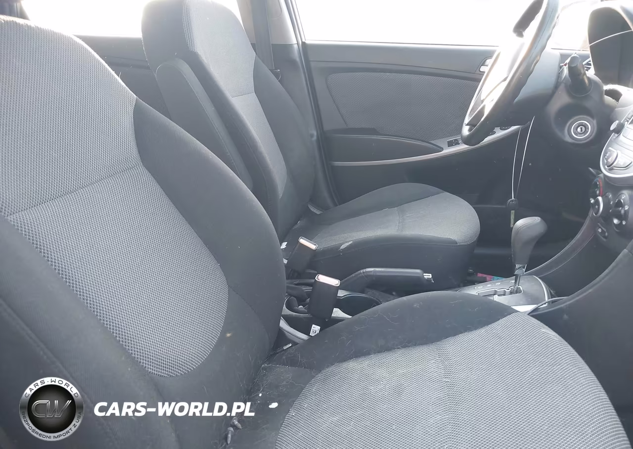 2014 Hyundai Accent Gs VIN:KMHCT5AE4EU154184 - 5