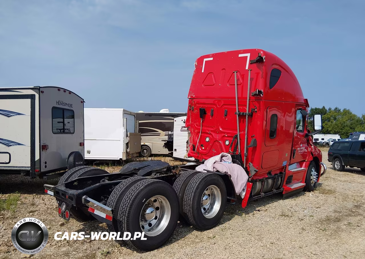 2021 Freightliner New Cascadia 126 VIN:3AKJHHDR2MSMV3526 - 4
