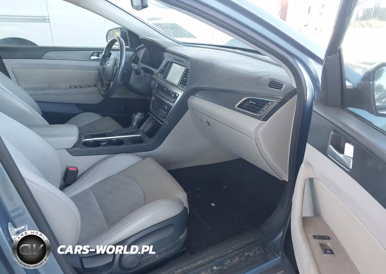 2015 Hyundai Sonata Sport VIN:5NPE34AF4FH149160 - 5