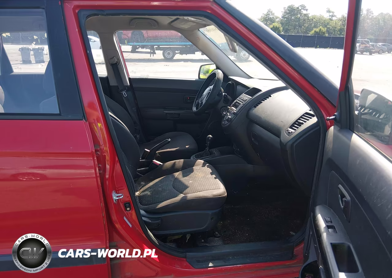 2013 Kia Soul VIN:KNDJT2A50D7568747 - 5