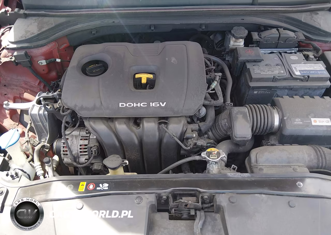 2018 Hyundai Elantra Sel VIN:5NPD84LFXJH252795 - 10