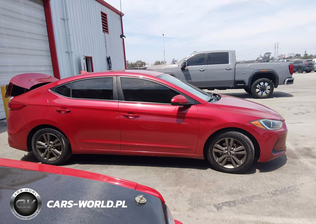 2018 Hyundai Elantra Sel VIN:5NPD84LFXJH252795 - 13