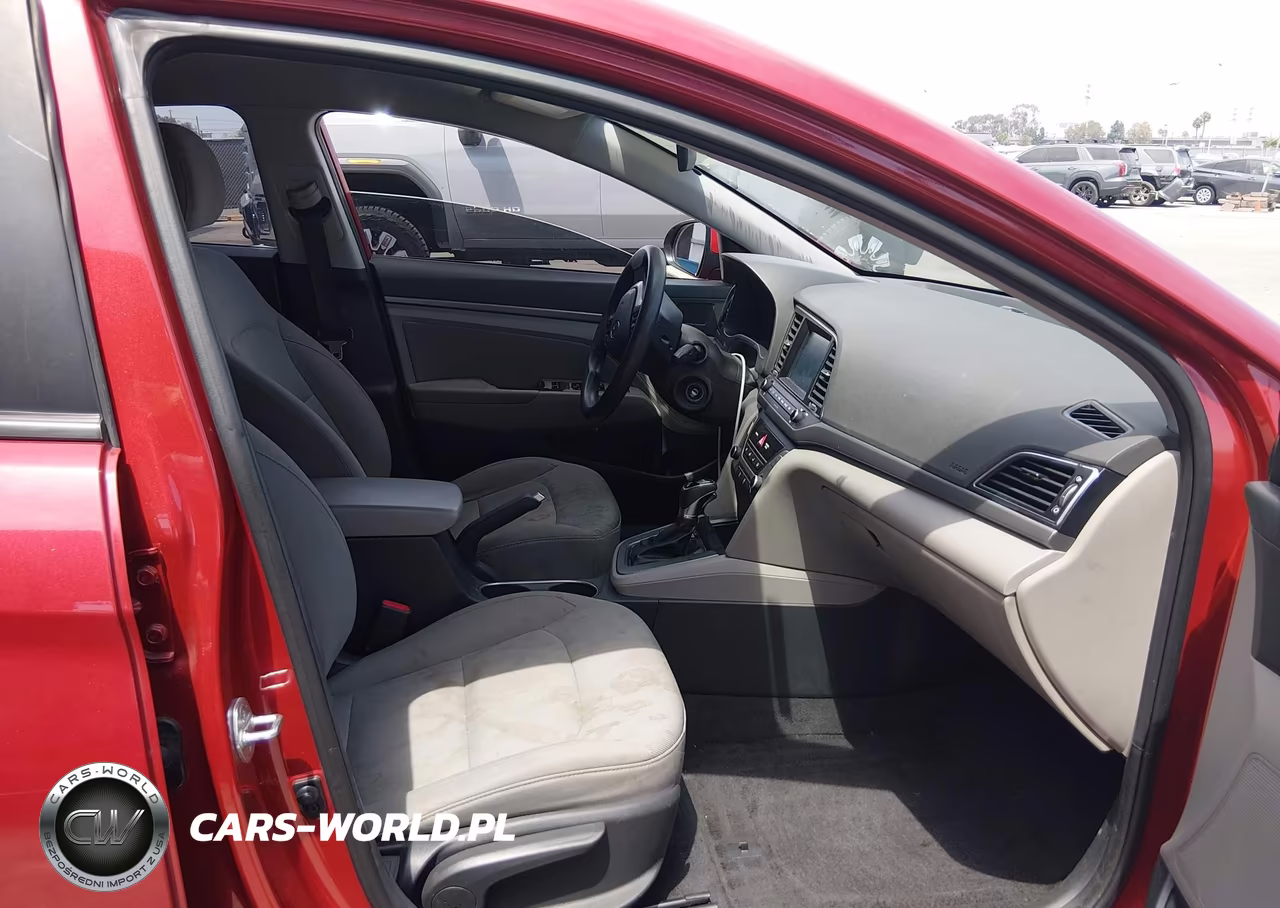 2018 Hyundai Elantra Sel VIN:5NPD84LFXJH252795 - 5