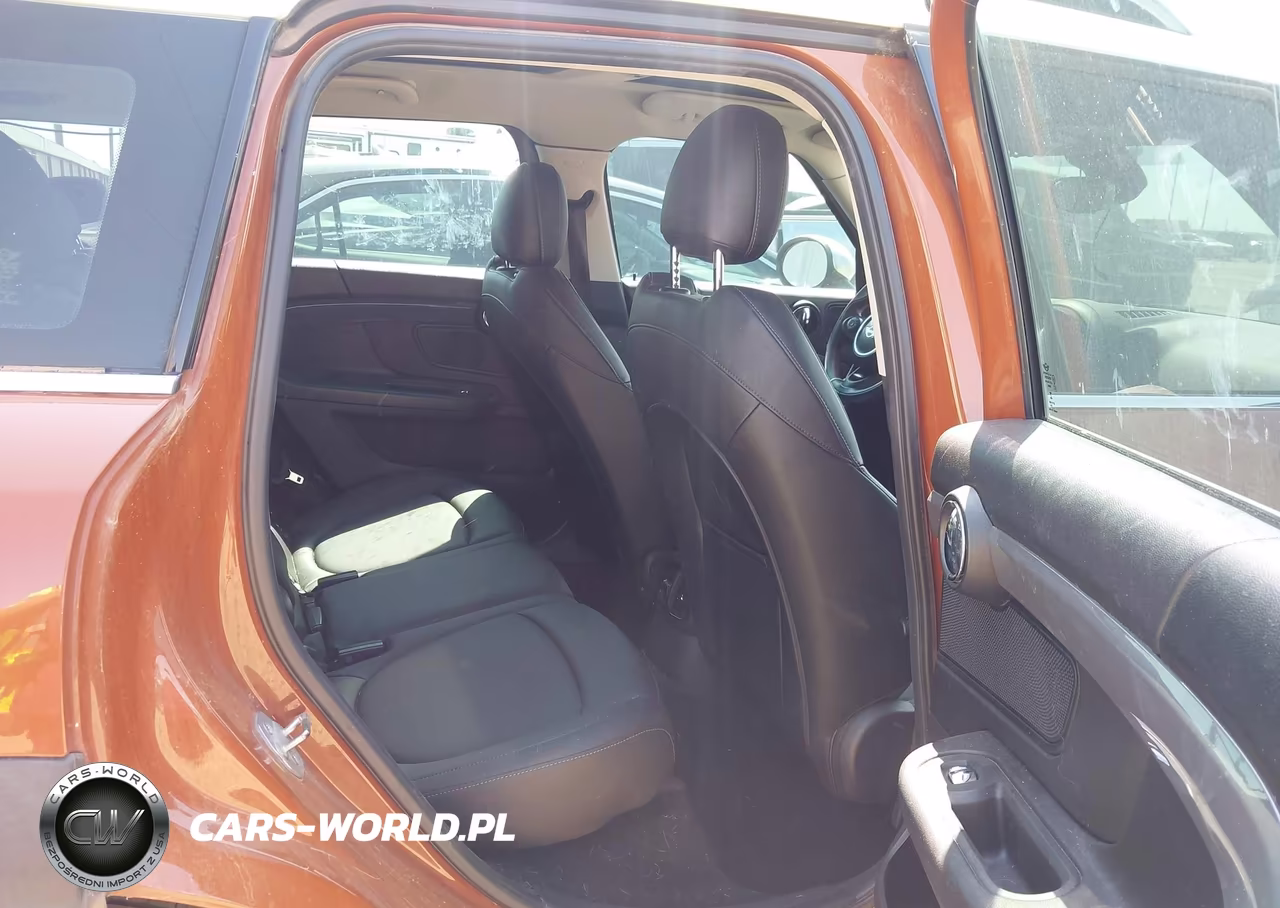2019 Mini Countryman Cooper S VIN:WMZYT5C5XK3E69955 - 8