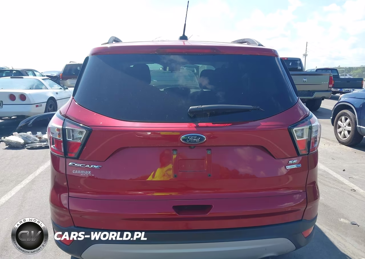 2018 Ford Escape Se VIN:1FMCU9GD0JUA76869 - 16