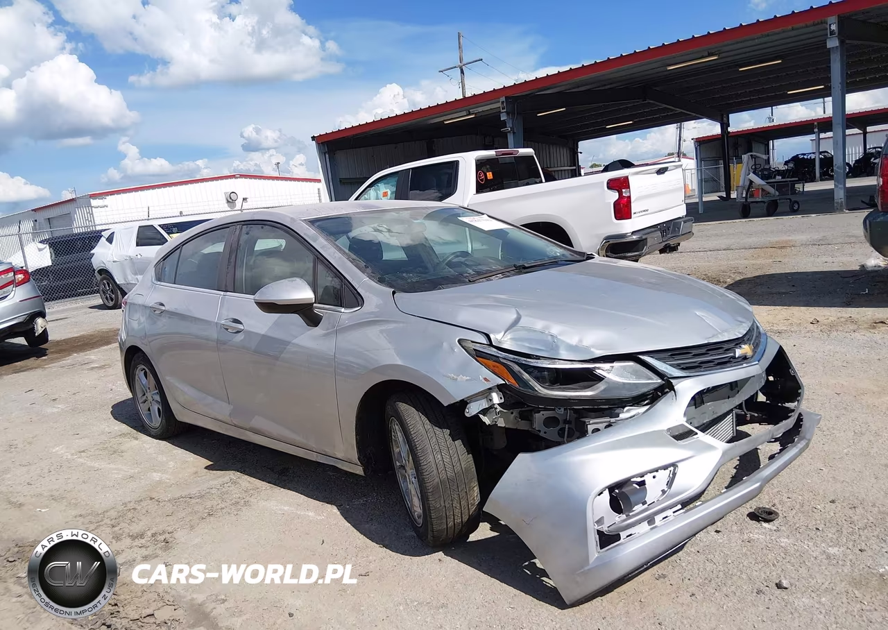 2018 Chevrolet Cruze Lt Auto – zdjęcie 1 z 16