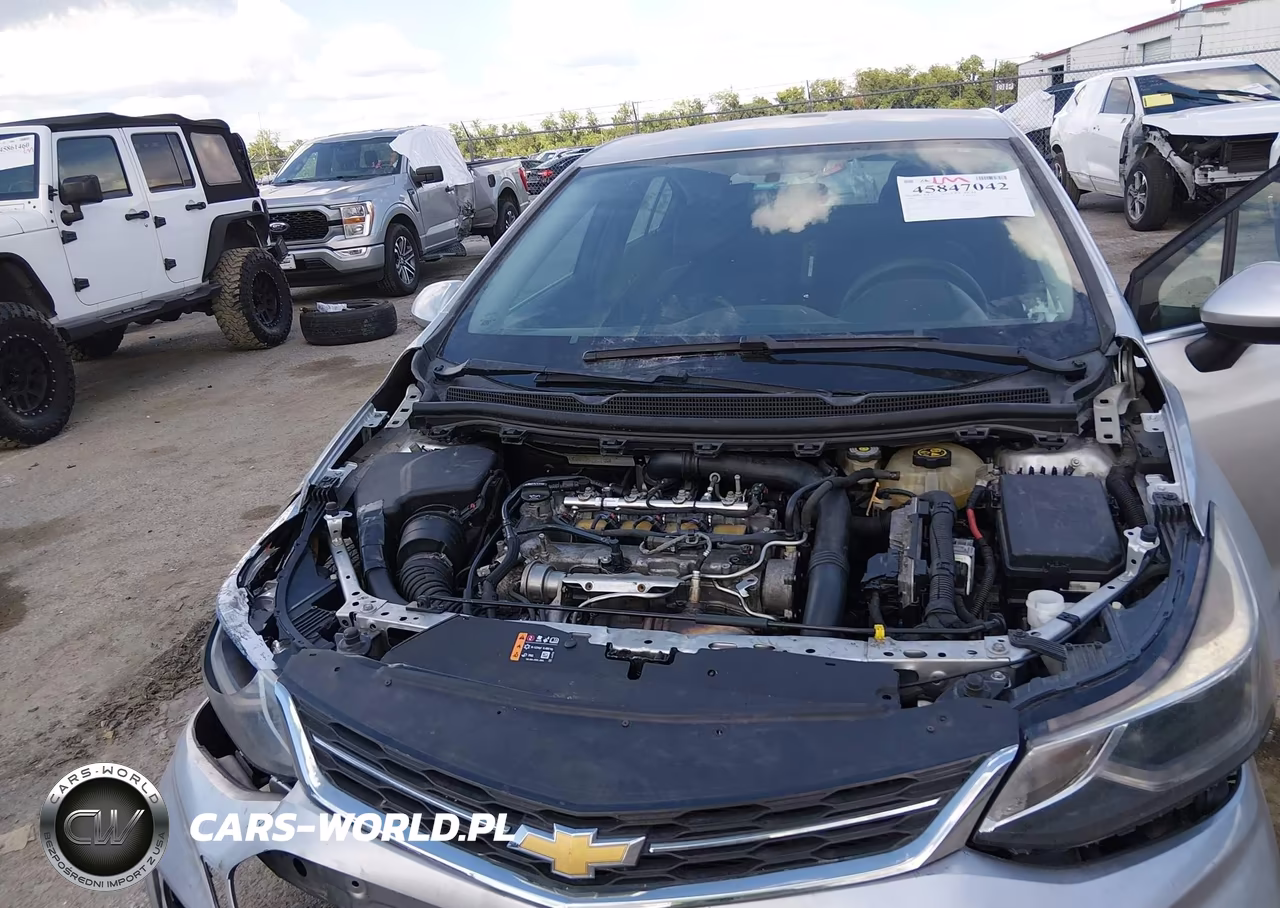 2018 Chevrolet Cruze Lt Auto VIN:3G1BE6SM2JS631980 - 10
