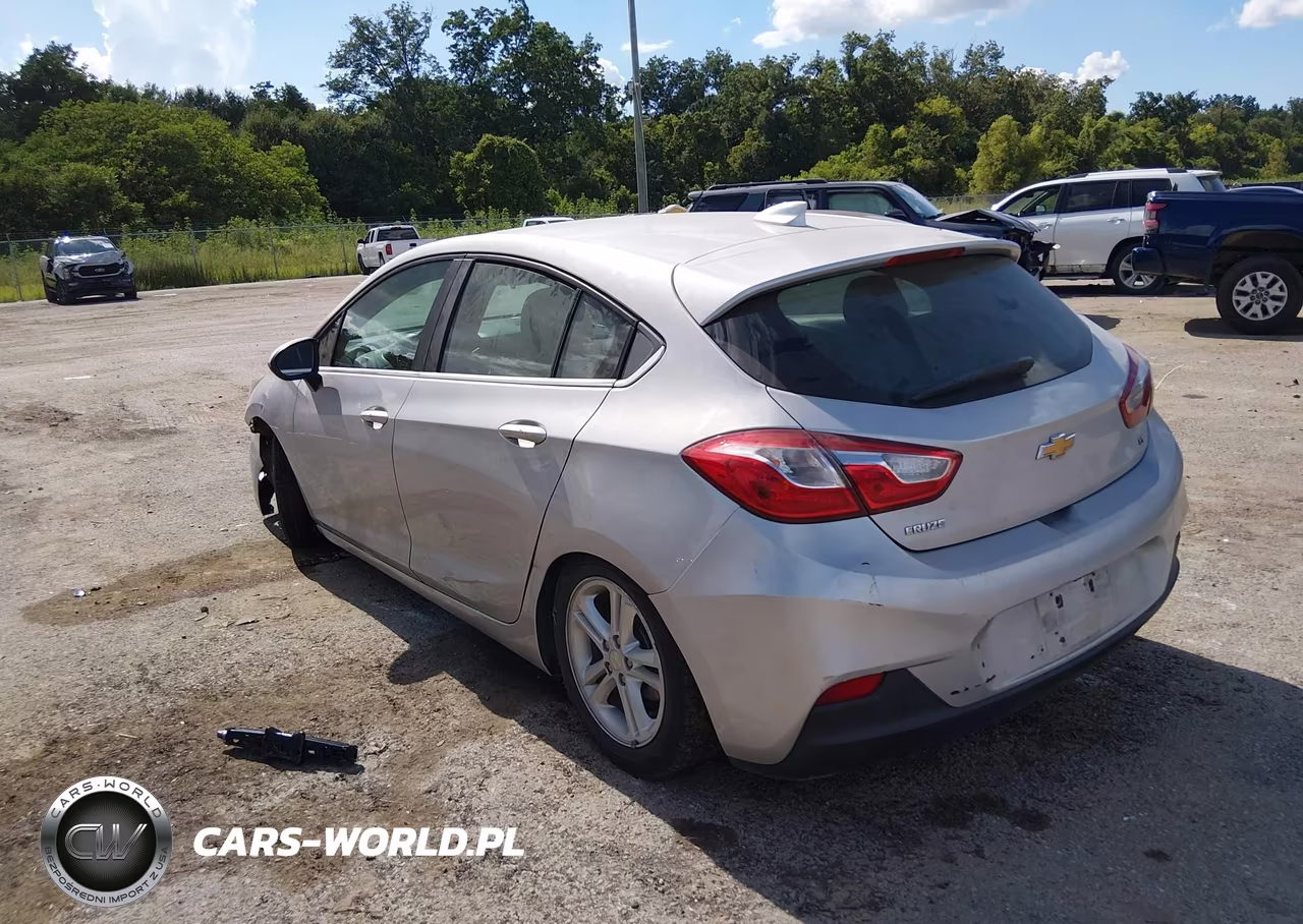 2018 Chevrolet Cruze Lt Auto VIN:3G1BE6SM2JS631980 - 3