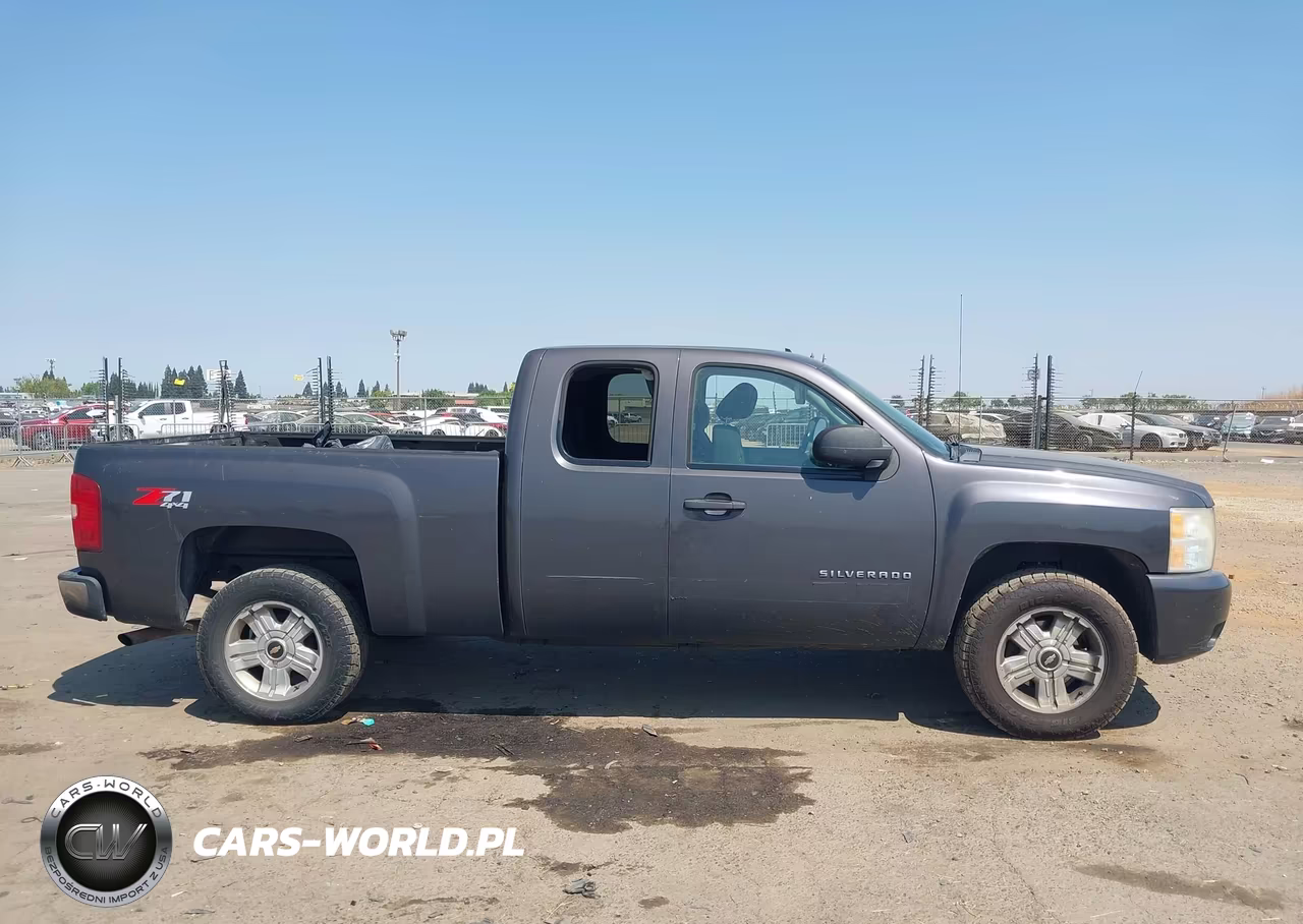 2011 Chevrolet Silverado 1500 Lt VIN:1GCRKSE38BZ138464 - 13