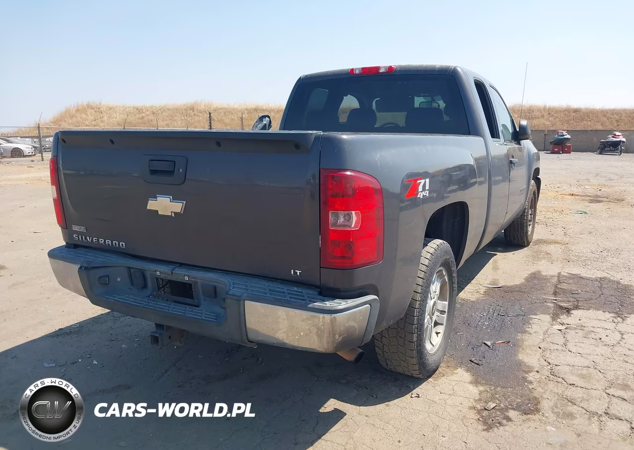 2011 Chevrolet Silverado 1500 Lt VIN:1GCRKSE38BZ138464 - 4