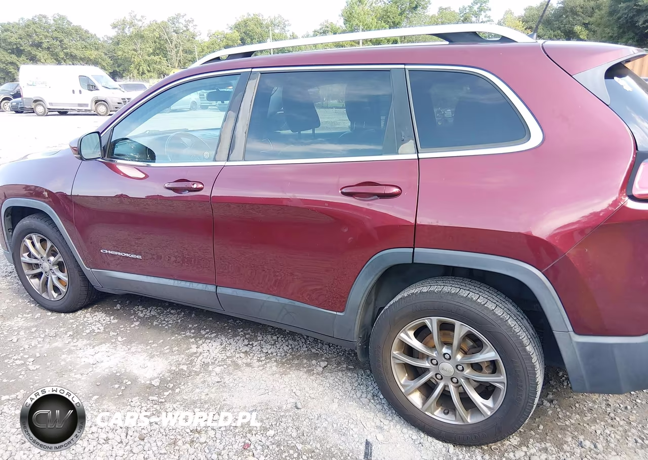2019 Jeep Cherokee Latitude Plus Fwd VIN:1C4PJLLB9KD348594 - 17