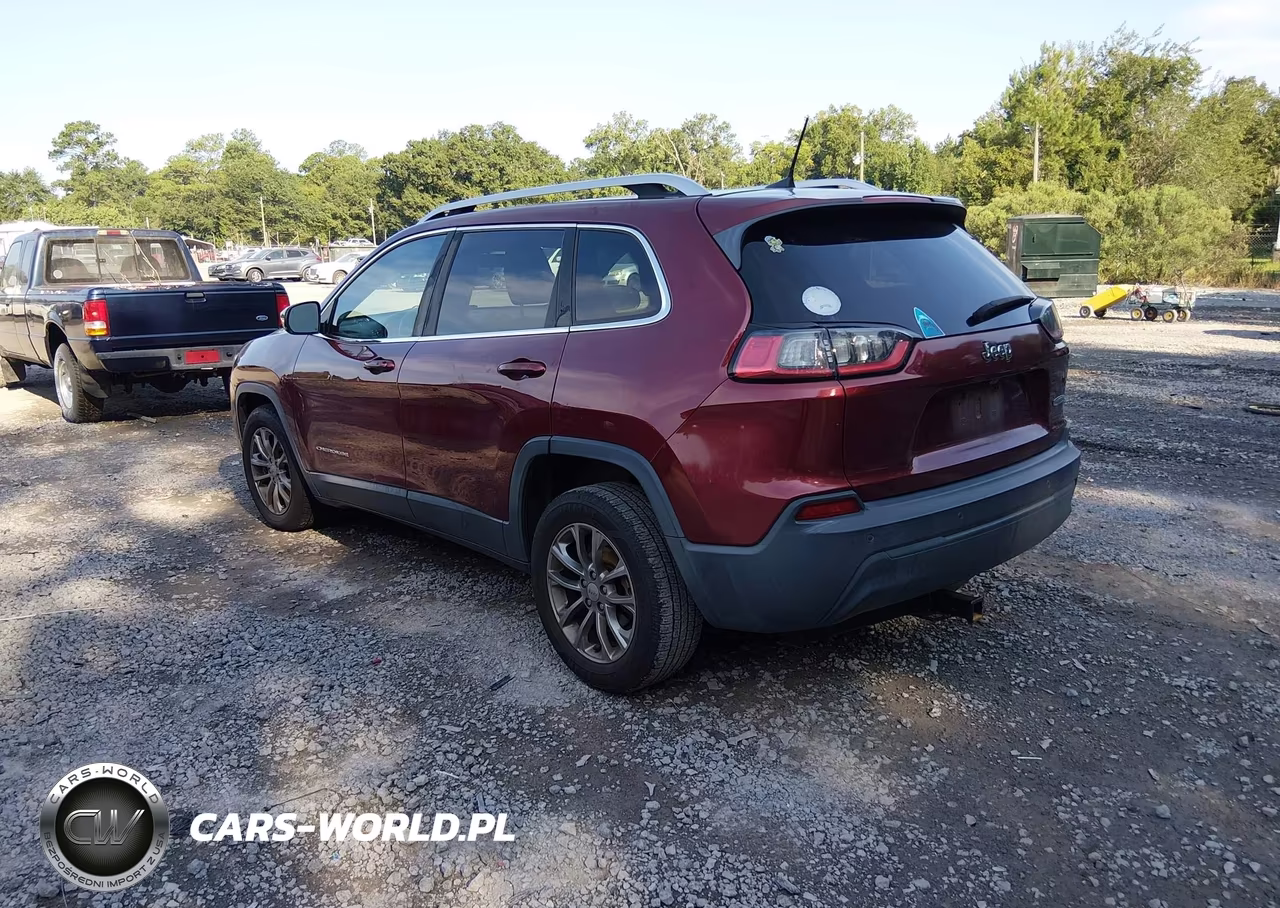 2019 Jeep Cherokee Latitude Plus Fwd VIN:1C4PJLLB9KD348594 - 3