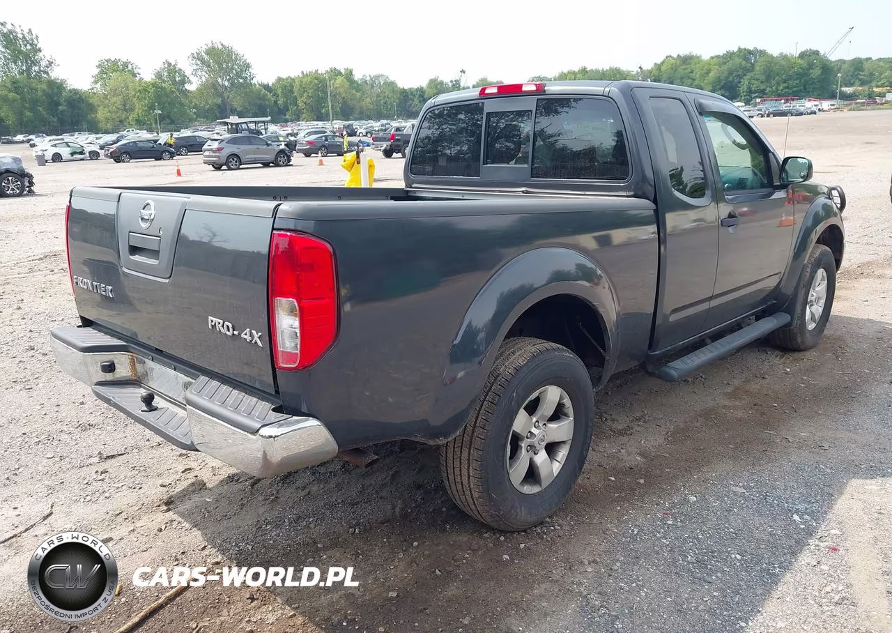 2011 Nissan Frontier Sv VIN:1N6AD0CW7BC410639 - 4