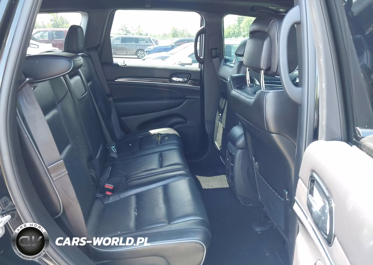 2021 Jeep Grand Cherokee Overland 4X4 VIN:1C4RJFCG8MC586578 - 8