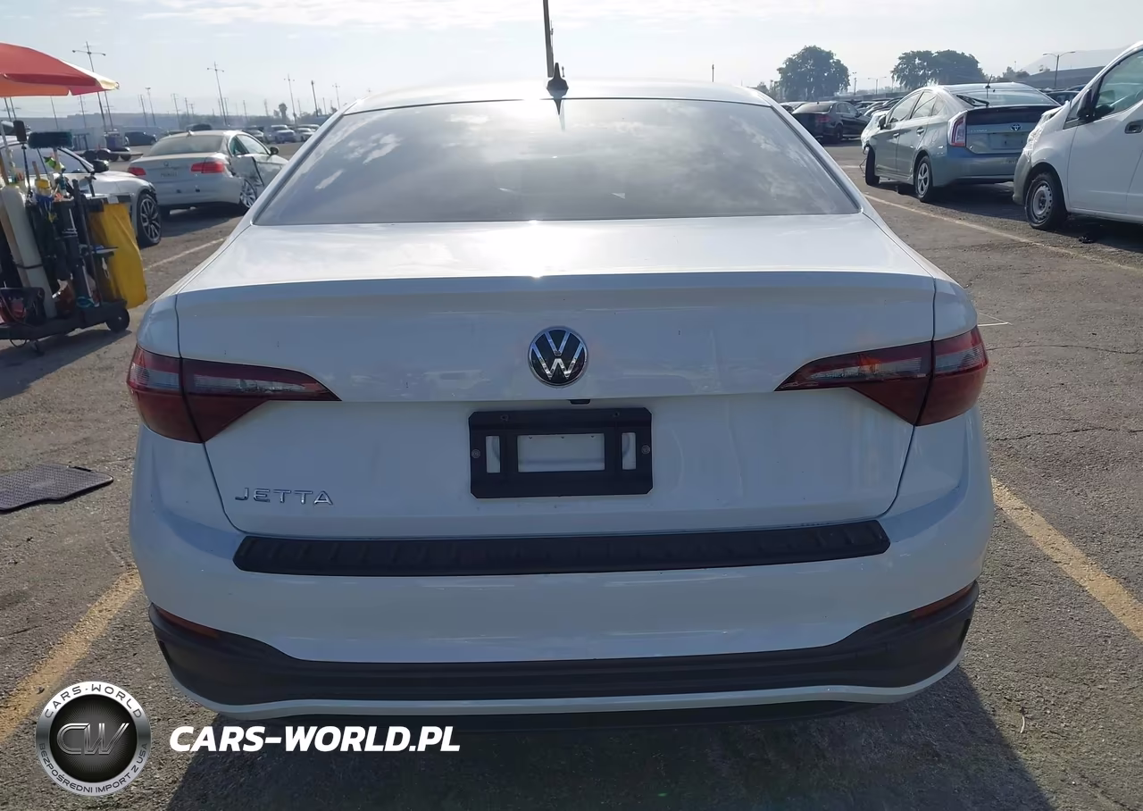 2023 Volkswagen Jetta 1.5T Sport VIN:3VWBM7BUXPM010965 - 16